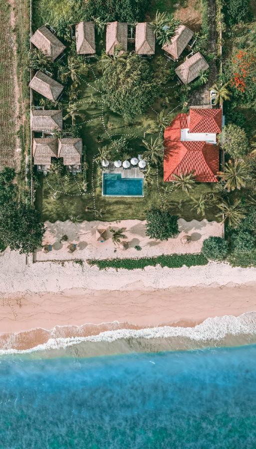 Segara Lombok Beach Resort เซอลงเบอลานัก ภายนอก รูปภาพ