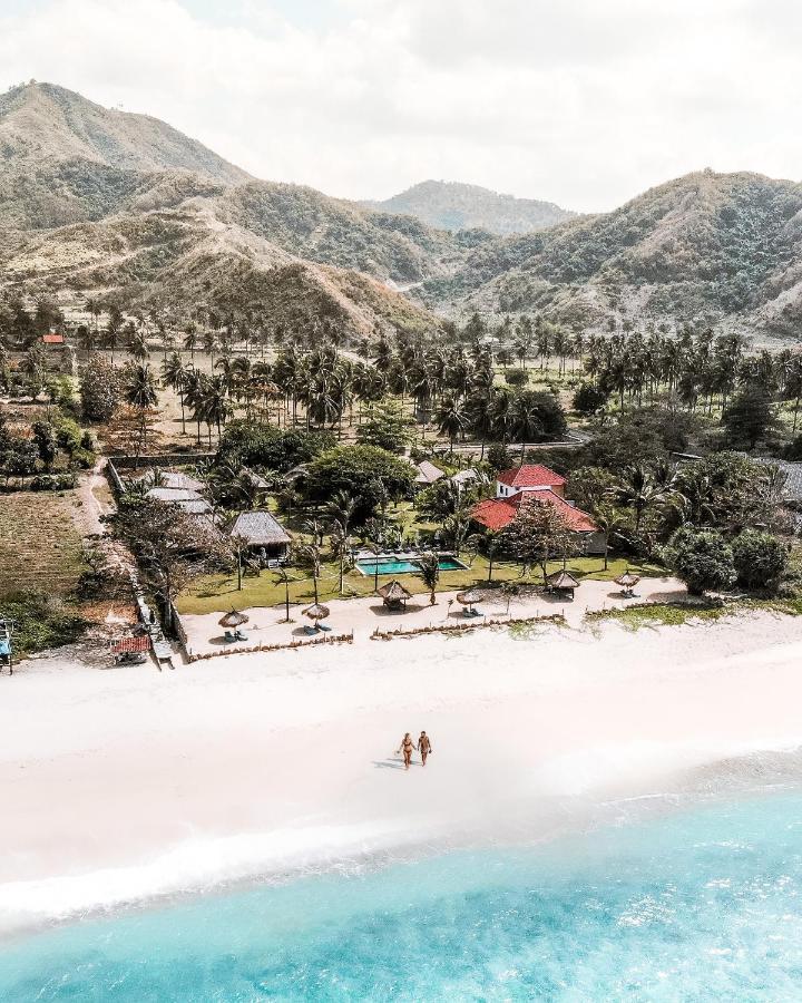 Segara Lombok Beach Resort เซอลงเบอลานัก ภายนอก รูปภาพ