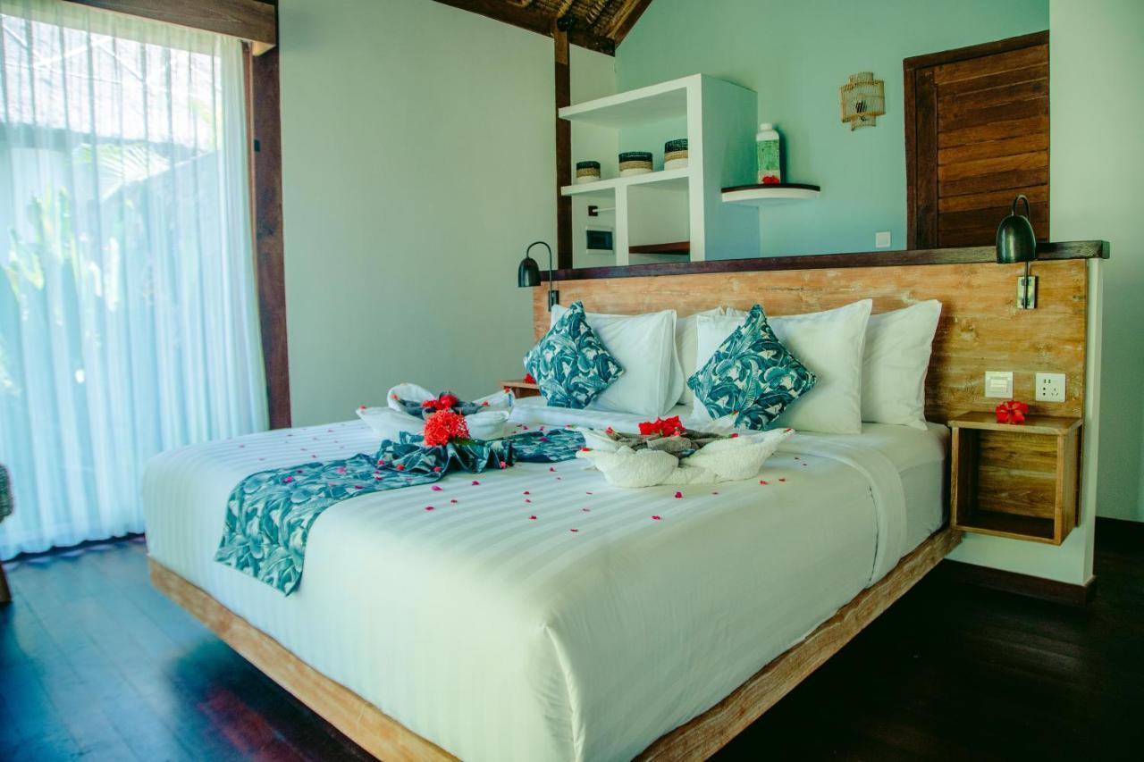 Segara Lombok Beach Resort เซอลงเบอลานัก ภายนอก รูปภาพ