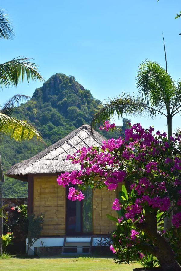 Segara Lombok Beach Resort เซอลงเบอลานัก ภายนอก รูปภาพ